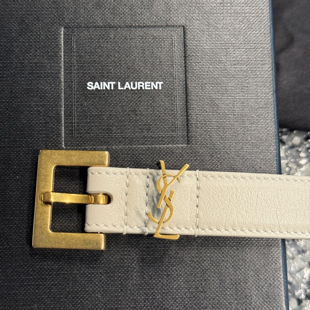 CASSANDRE EXTRA THIN BELT IN SMOOTH LEATHER